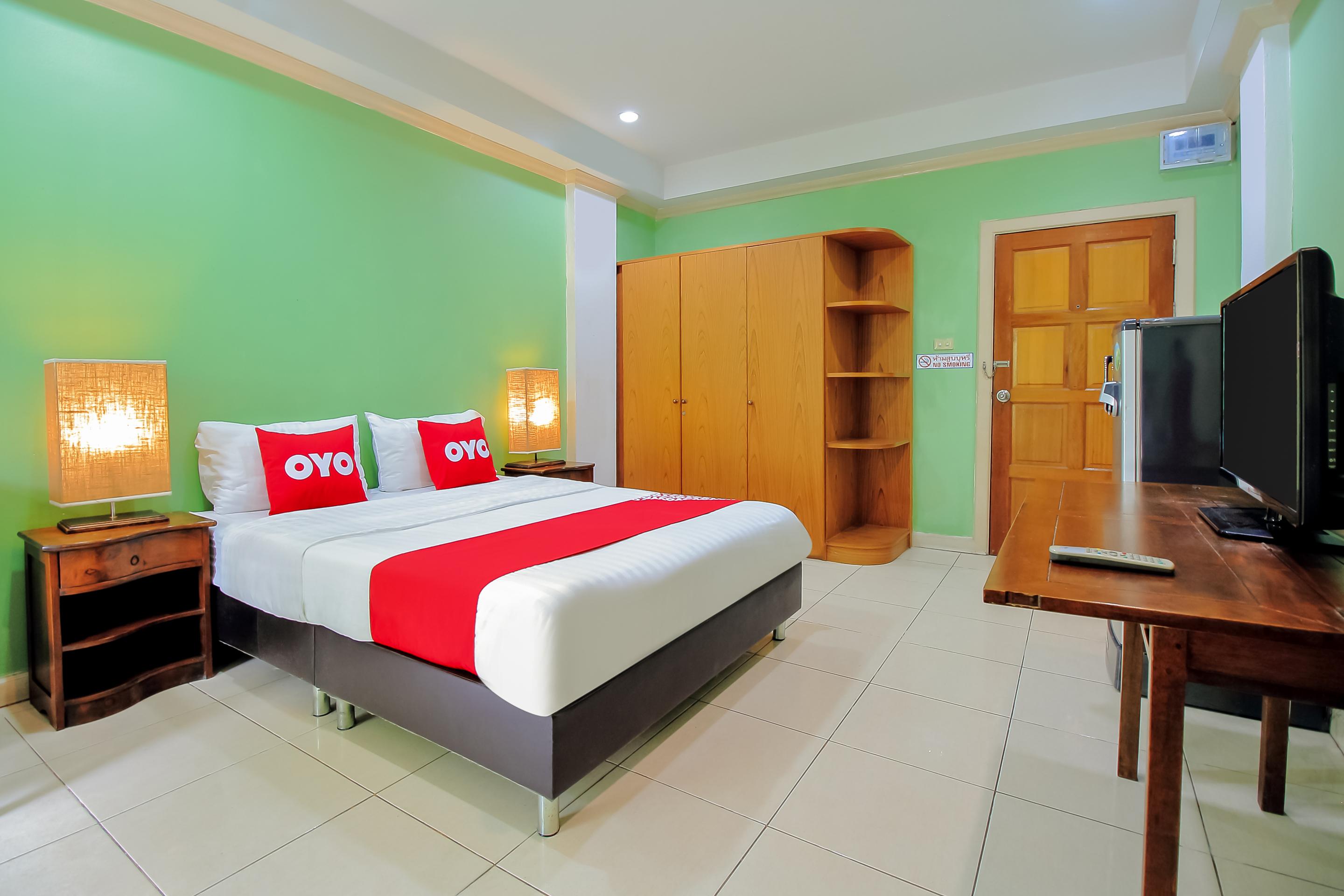 Oyo 254 Royal Pimand Hotel กรุงเทพมหานคร ภายนอก รูปภาพ
