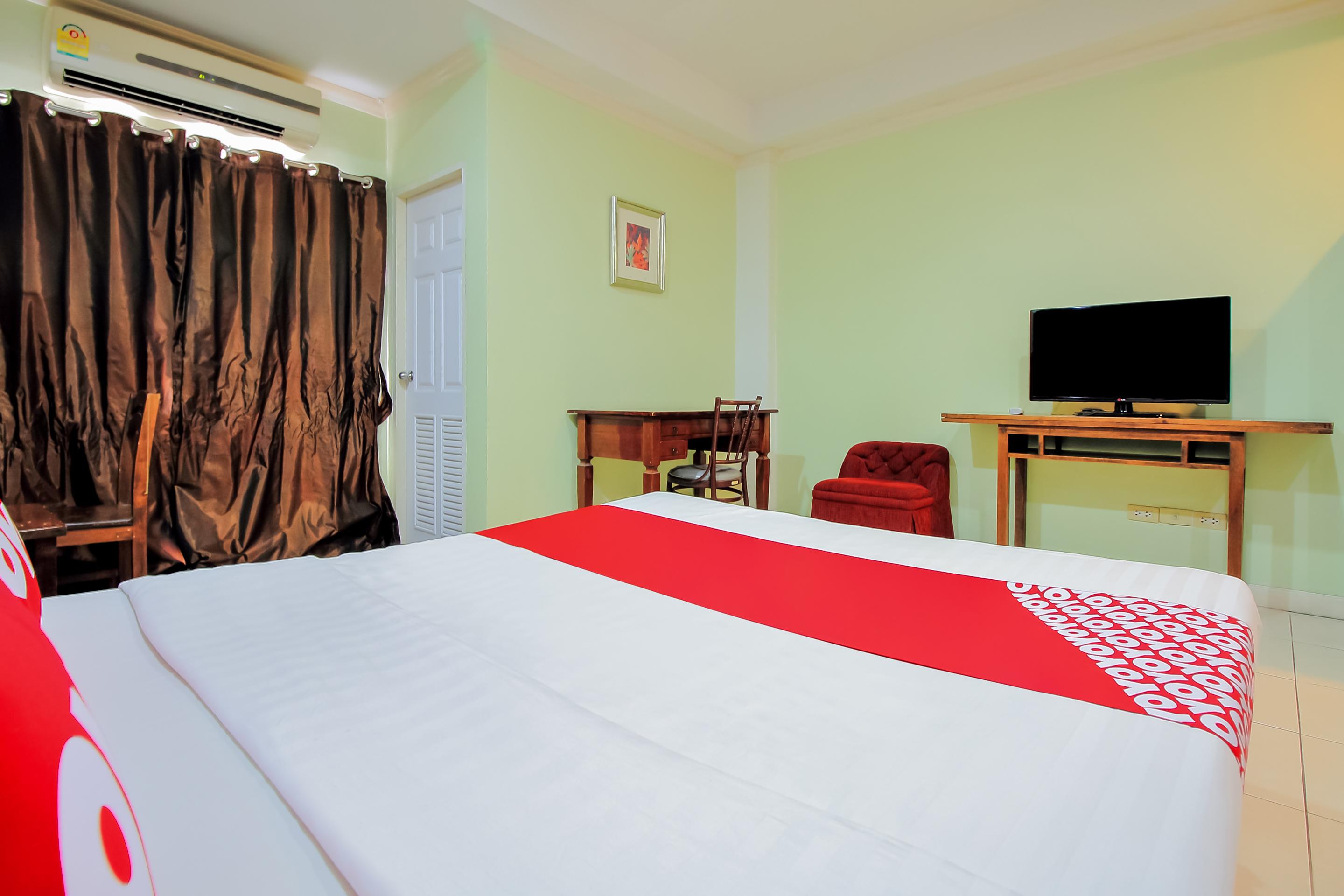 Oyo 254 Royal Pimand Hotel กรุงเทพมหานคร ภายนอก รูปภาพ