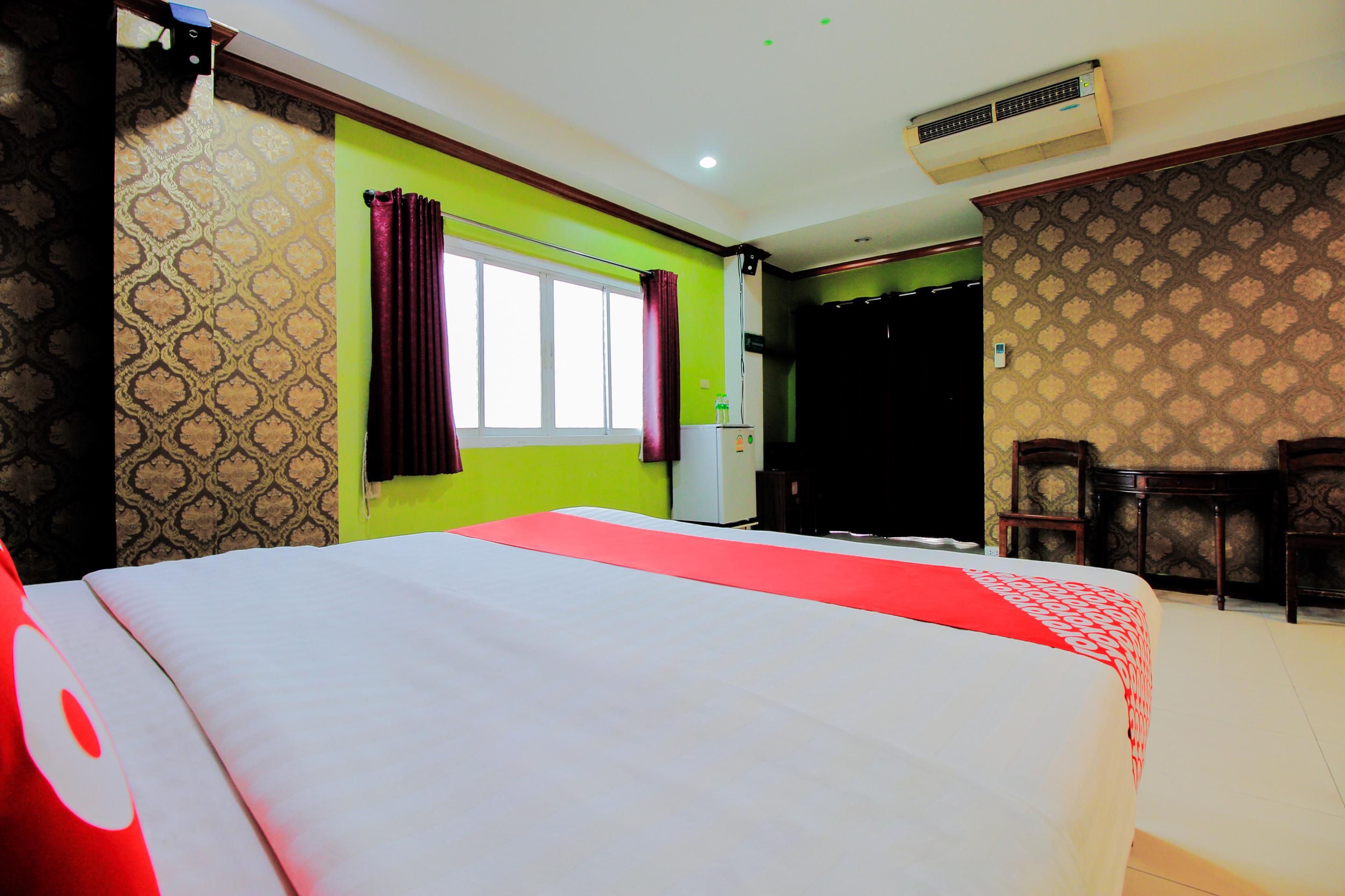 Oyo 254 Royal Pimand Hotel กรุงเทพมหานคร ภายนอก รูปภาพ