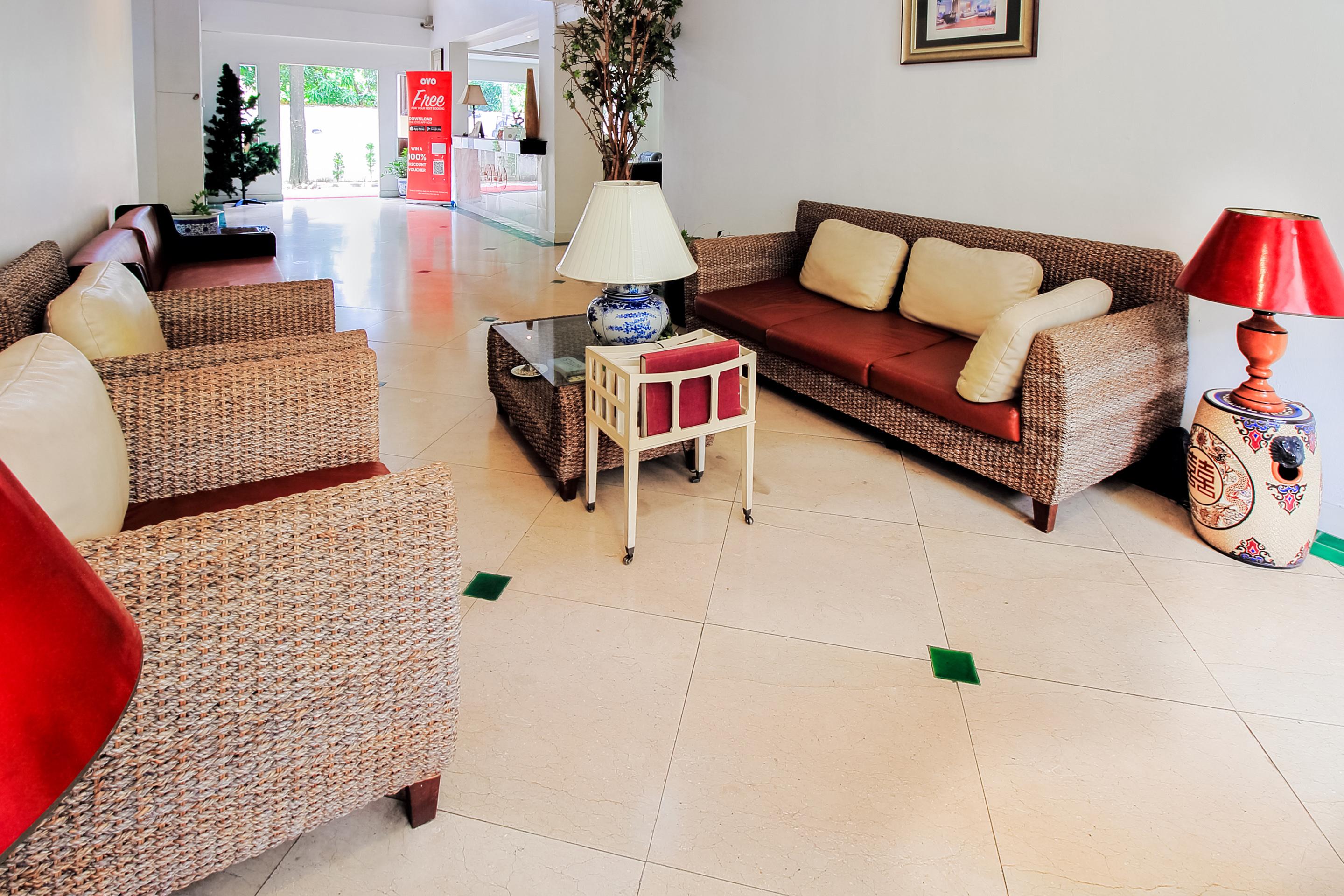 Oyo 254 Royal Pimand Hotel กรุงเทพมหานคร ภายนอก รูปภาพ