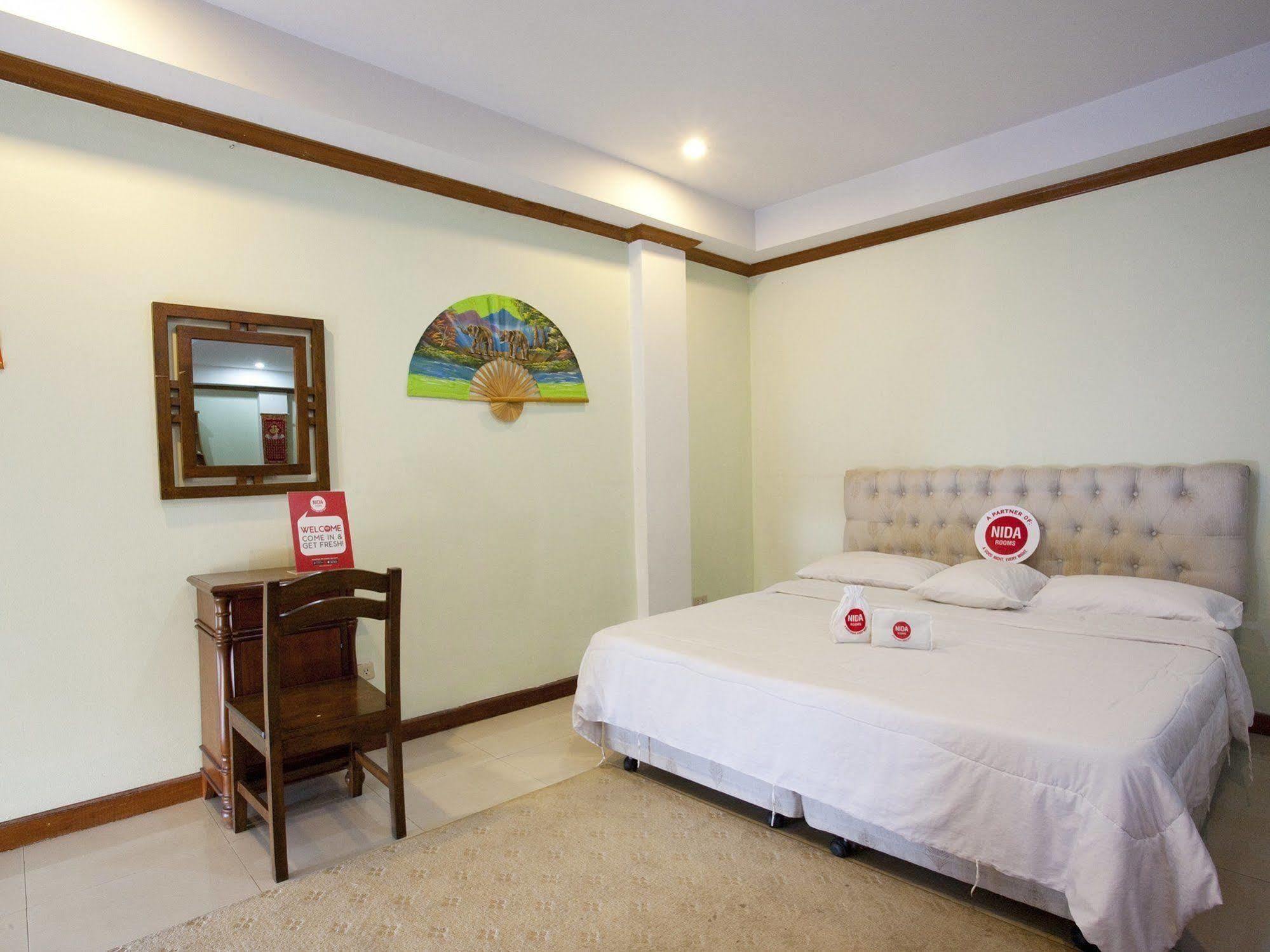 Oyo 254 Royal Pimand Hotel กรุงเทพมหานคร ภายนอก รูปภาพ