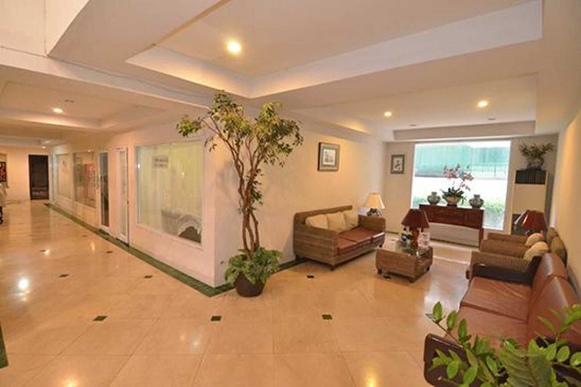 Oyo 254 Royal Pimand Hotel กรุงเทพมหานคร ภายนอก รูปภาพ