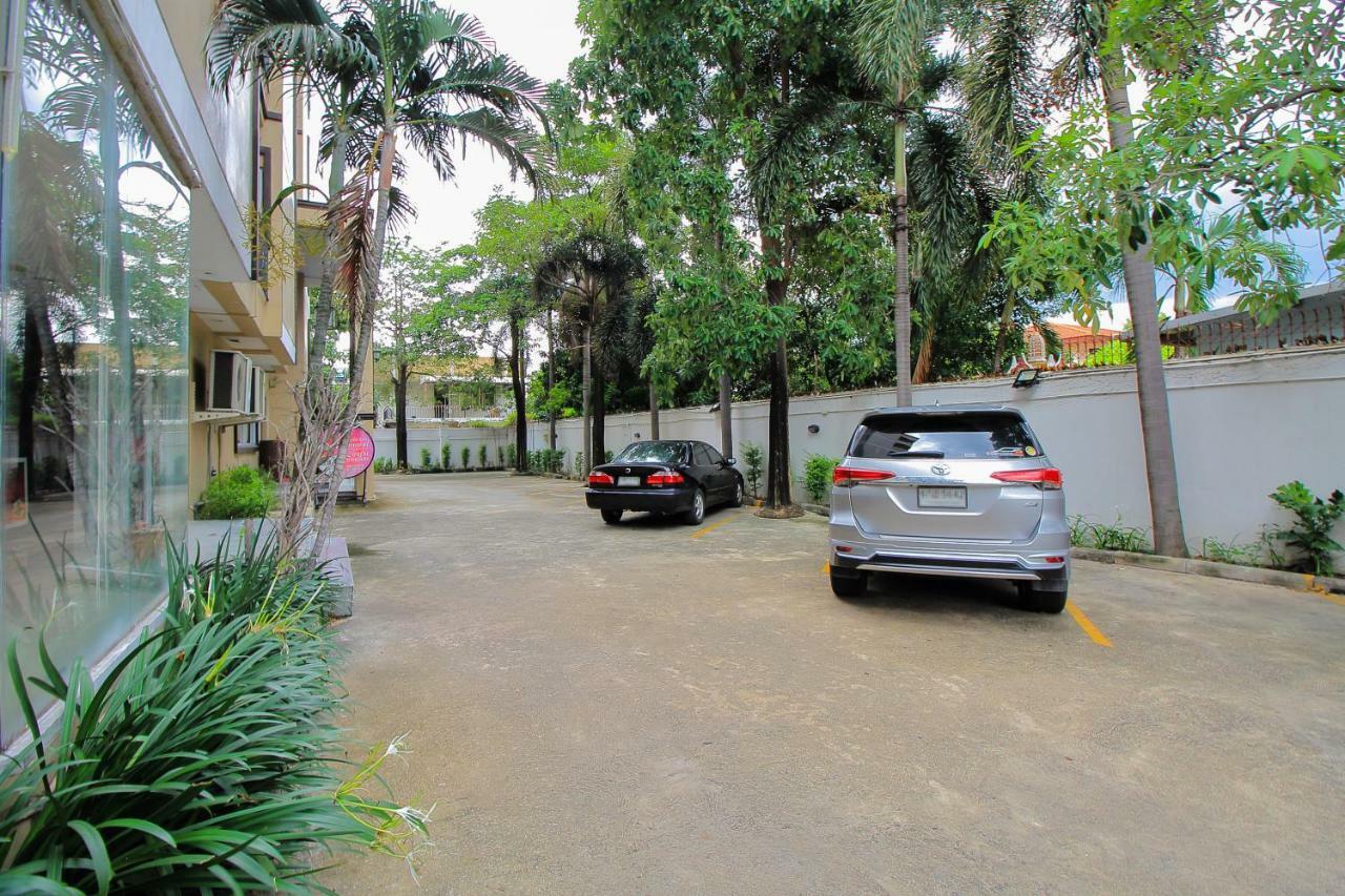 Oyo 254 Royal Pimand Hotel กรุงเทพมหานคร ภายนอก รูปภาพ